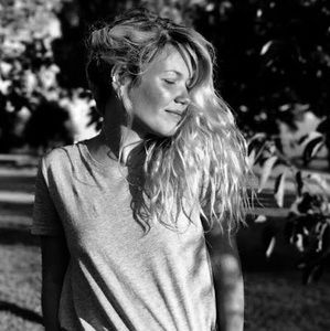 Meet your Posher, Lara